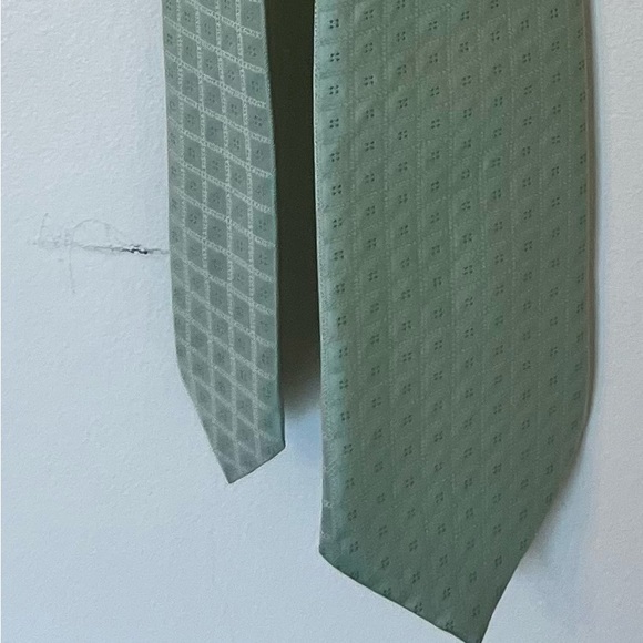 Nina Ricci Tie - Picture 1 of 5